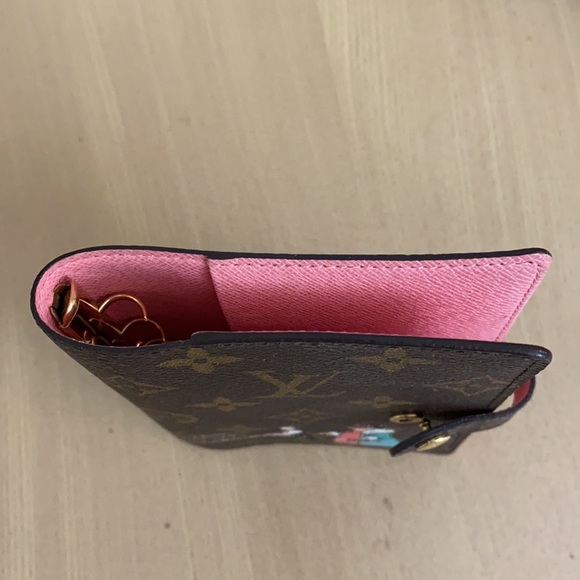 Louis Vuitton Small Ring Agenda Cover - Picture 11 of 11